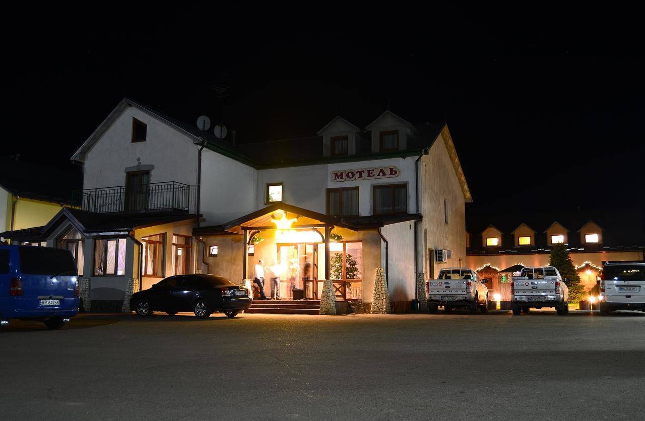 Фото  Motel Korona Mostiska 4